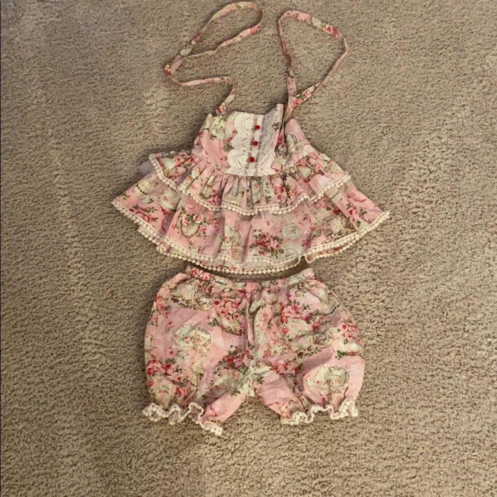 Frilly frock girl size 6